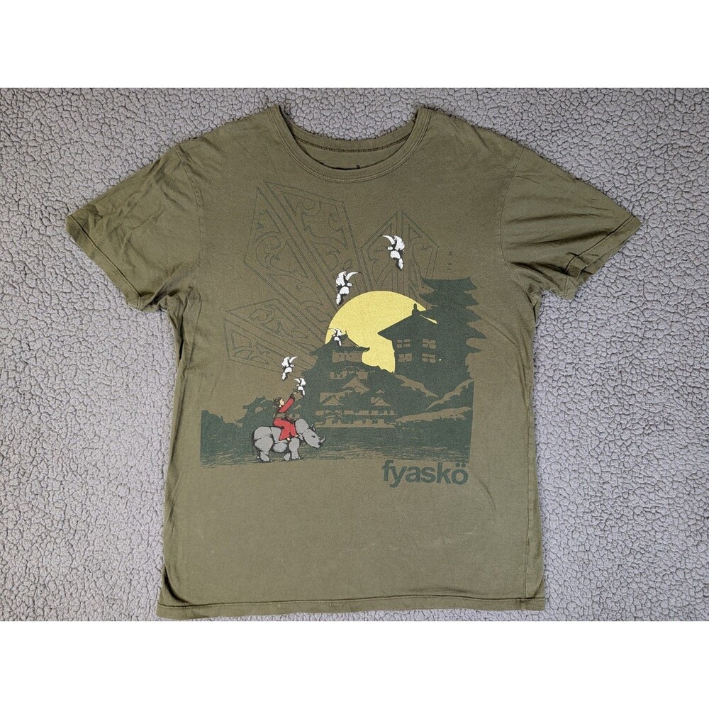 FYASKO Mens Graphic T-Shirt Olive Green Rhino Rider Pagoda Streetwear Size Med